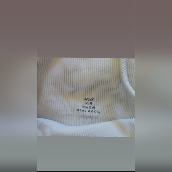 Tops Aerie - Picture 2 of 3